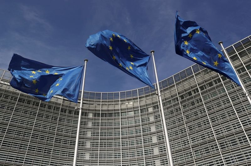 Fundo de recuperação da UE deve impulsionar crescimento do bloco em 1,5%-4,1%, diz S&P Global Fundo de recuperação da UE deve impulsionar crescimento do bloco em 1,5%-4,1%, diz S&P Global