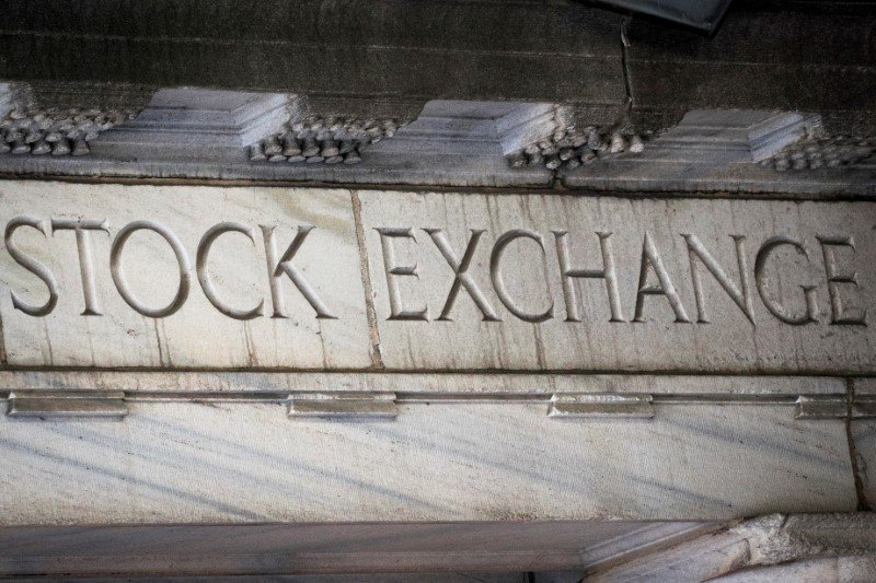 BOLSA EUA-S&P 500 se aproxima de máxima recorde com expectativa de estímulo e balanços fortes BOLSA EUA-S&P 500 se aproxima de máxima recorde com expectativa de estímulo e balanços fortes
