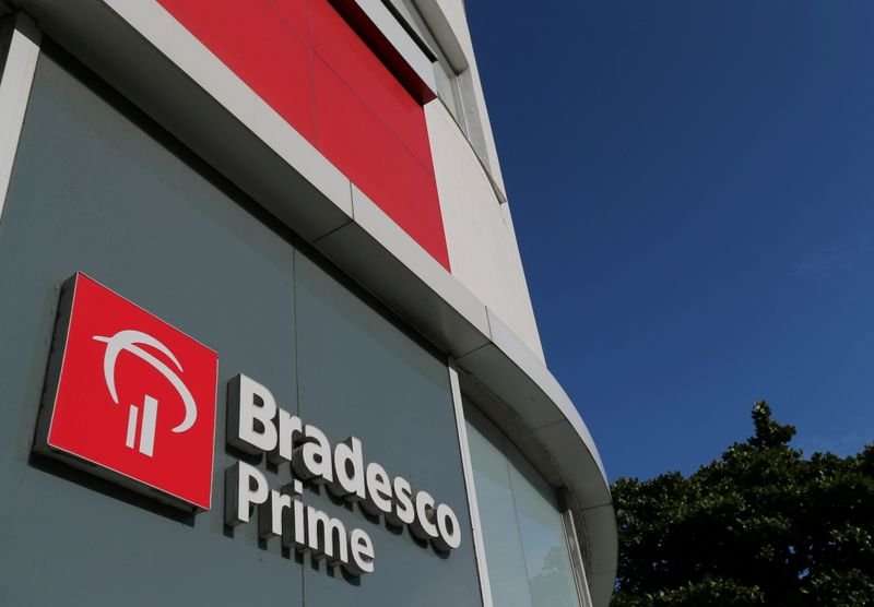 Ações do Bradesco recuam com resultado afetado por impacto da pandemia em seguros Ações do Bradesco recuam com resultado afetado por impacto da pandemia em seguros