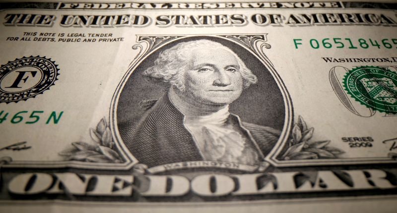Dólar avança 1% ante real com aversão internacional a risco Dólar avança 1% ante real com aversão internacional a risco