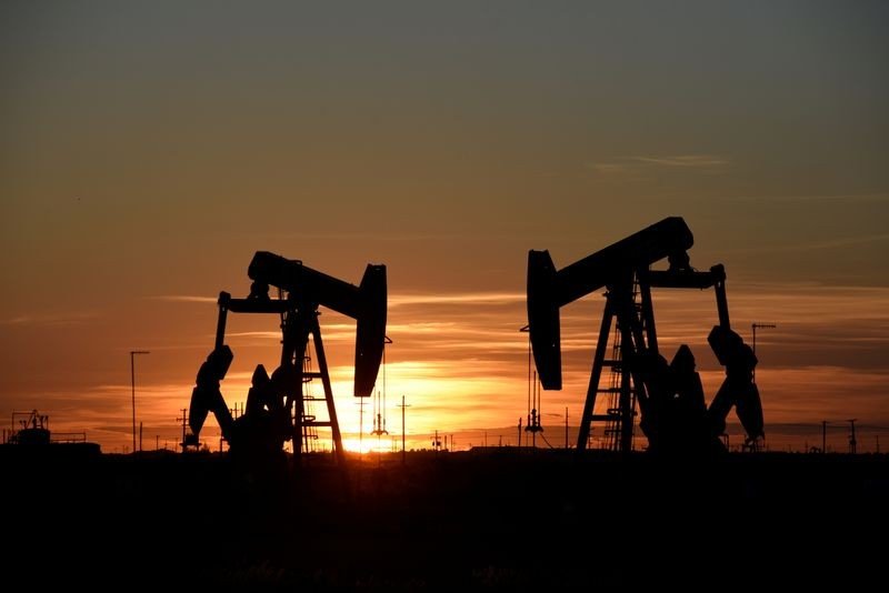Demanda global de petróleo deve atingir níveis pré-pandêmicos no início de 2022 Demanda global de petróleo deve atingir níveis pré-pandêmicos no início de 2022