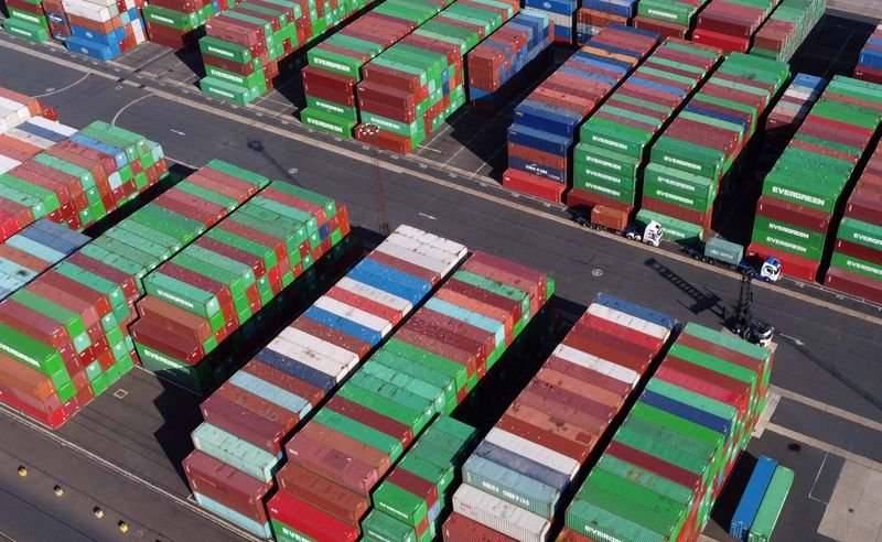 Golpe dos preços: economia global enfrenta tempestade perfeita Golpe dos preços: economia global enfrenta tempestade perfeita
