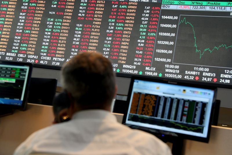 Ibovespa recua na abertura após BC acelerar ritmo de alta da Selic Ibovespa recua na abertura após BC acelerar ritmo de alta da Selic