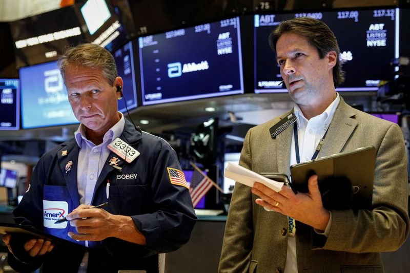 Liquidação global de títulos levanta preocupações sobre preços deprimidos nos mercados Liquidação global de títulos levanta preocupações sobre preços deprimidos nos mercados