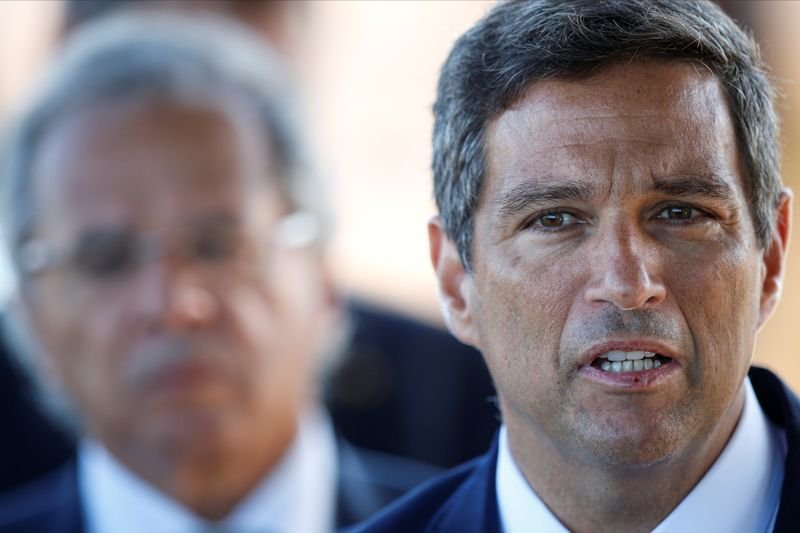 Campos Neto diz que é importante perseguir meta de inflação, mas ressalta limitações Campos Neto diz que é importante perseguir meta de inflação, mas ressalta limitações