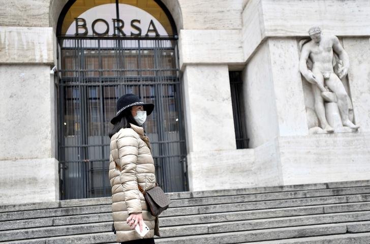Ações europeias sobem com apoio de tecnologia e mineradoras; receio sobre Ômicron diminui Ações europeias sobem com apoio de tecnologia e mineradoras; receio sobre Ômicron diminui