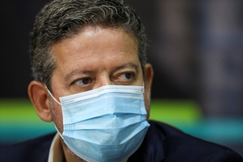 Lira define sessão extra da Câmara na 2ª-feira para votar MP da Eletrobras com modificações do Senado Lira define sessão extra da Câmara na 2ª-feira para votar MP da Eletrobras com modificações do Senado