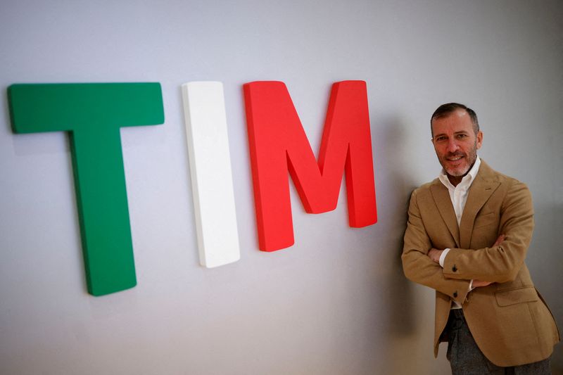 Pietro Labriola é nomeado CEO da Telecom Italia, acumula TIM até indicação de sucessor