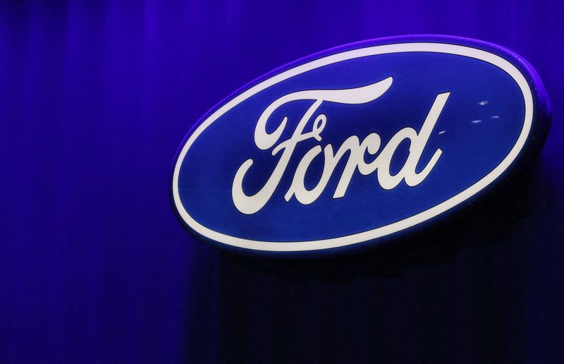 Ford forma joint venture com chinesa Jiangling para vender SUVs e vans