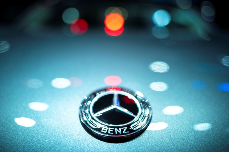 Mercedes pretende embutir desejo no consumidor por carro elétrico de luxo