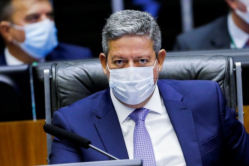 Lira diz que solução para precatórios sairá do Legislativo Lira diz que solução para precatórios sairá do Legislativo