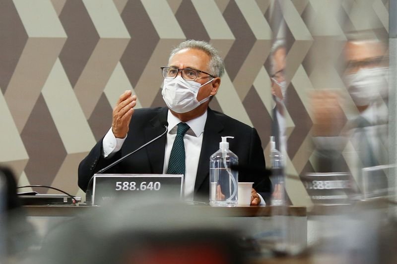 Renan adia apresentação de relatório da CPI da Covid Renan adia apresentação de relatório da CPI da Covid