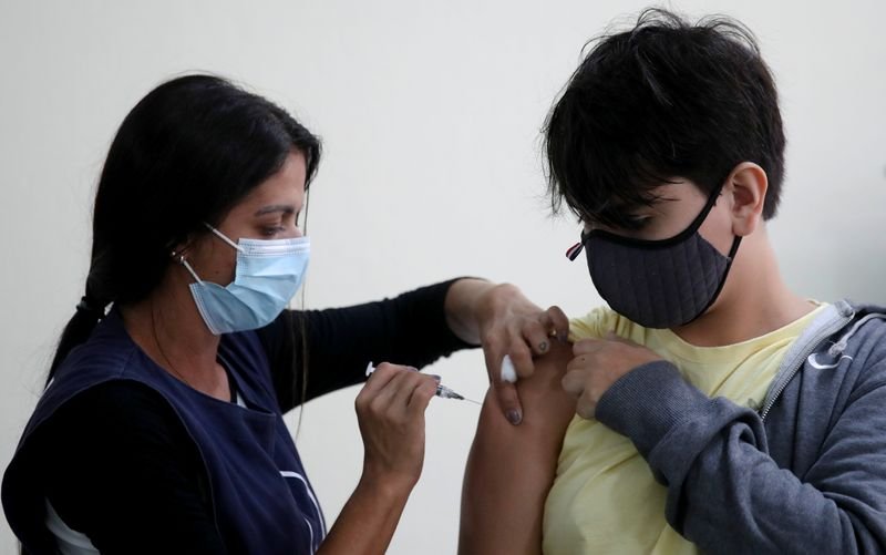 Brasil registra 15.239 casos novos e mais 570 mortes por Covid-19 Brasil registra 15.239 casos novos e mais 570 mortes por Covid-19