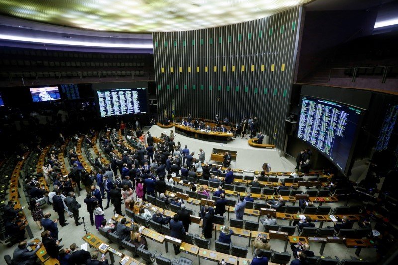 Câmara aprova texto-base de projeto que altera a Lei de Improbidade Administrativa Câmara aprova texto-base de projeto que altera a Lei de Improbidade Administrativa