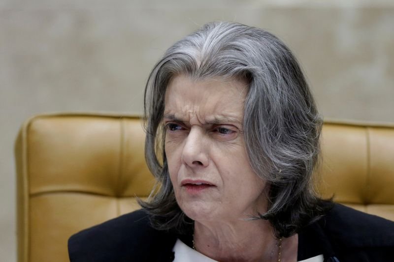 Cármen Lúcia diz que indígenas estão sendo massacradas e cobra providências sobre relato de estupro Cármen Lúcia diz que indígenas estão sendo massacradas e cobra providências sobre relato de estupro