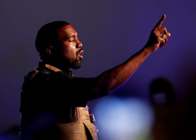 Kanye West muda nome para Ye com autorização judicial Kanye West muda nome para Ye com autorização judicial