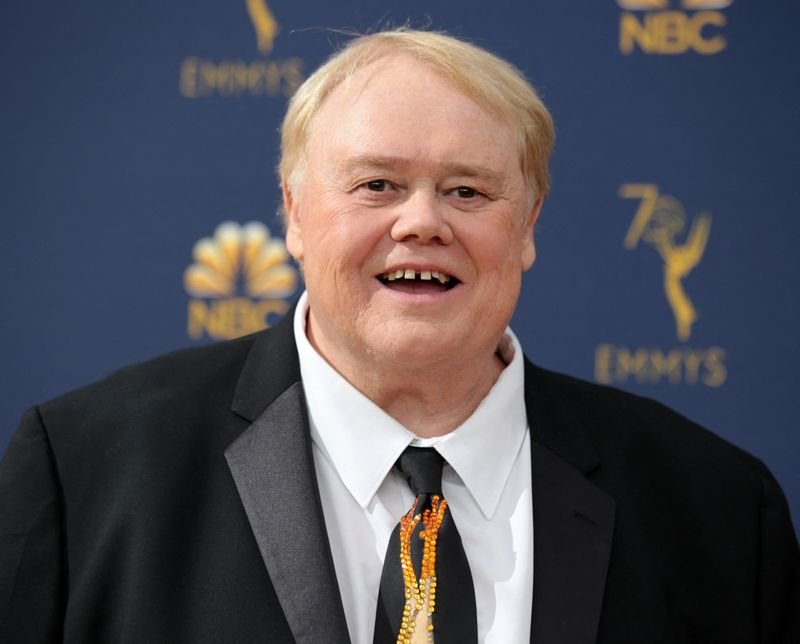 Ator vencedor do Emmy Louie Anderson morre aos 68 anos Ator vencedor do Emmy Louie Anderson morre aos 68 anos