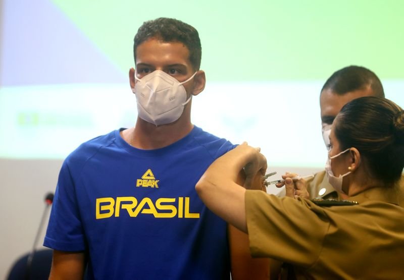 Brasileiros do tiro com arco estreiam em Tóquio no dia da cerimônia de abertura Brasileiros do tiro com arco estreiam em Tóquio no dia da cerimônia de abertura