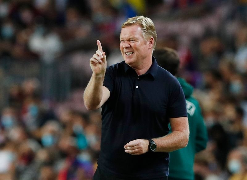 Koeman evita perguntas e pede paciência em processo de reconstrução do Barcelona Koeman evita perguntas e pede paciência em processo de reconstrução do Barcelona