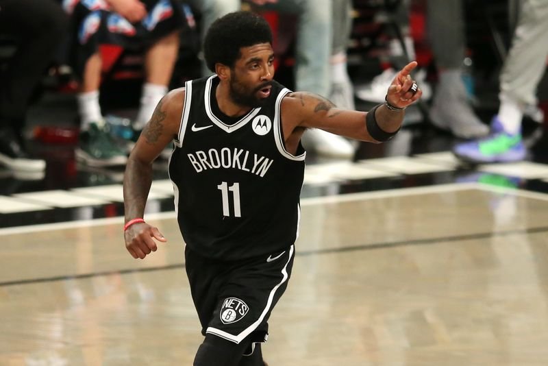 Kyrie Irving diz ser fiel ao que considera certo ao não se vacinar contra Covid Kyrie Irving diz ser fiel ao que considera certo ao não se vacinar contra Covid