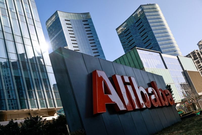 Alibaba tem receita trimestral abaixo do esperado com desaceleração do e-commerce Alibaba tem receita trimestral abaixo do esperado com desaceleração do e-commerce