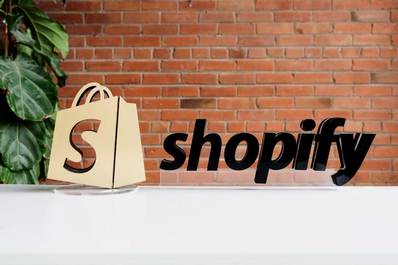 Shopify revela novas ferramentas e conexão com Twitter