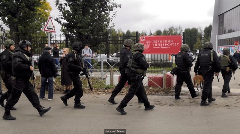 Seis morrem em ataque em universidade russa; atirador está hospitalizado Seis morrem em ataque em universidade russa; atirador está hospitalizado