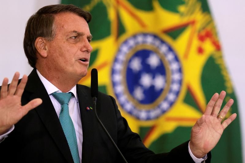 CPI: Base quer relatório paralelo para blindar Bolsonaro de crimes contra humanidade CPI: Base quer relatório paralelo para blindar Bolsonaro de crimes contra humanidade