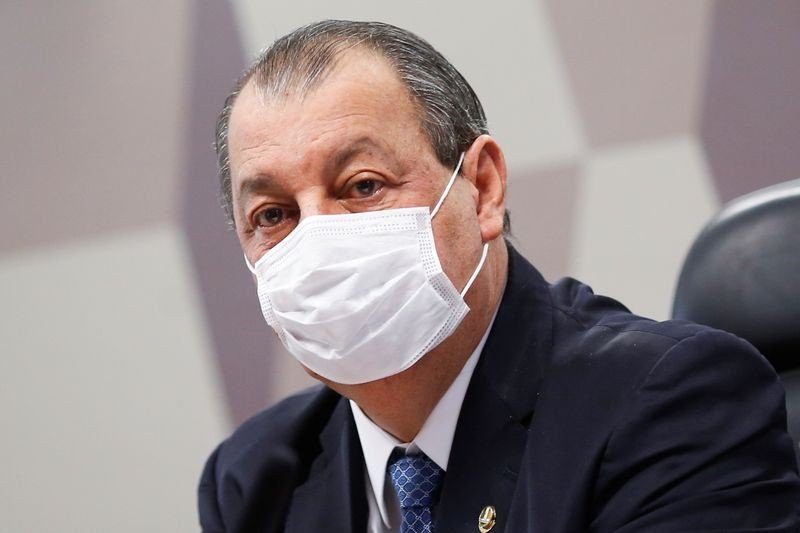 Aziz nega racha em votação da CPI, mas diz que ninguém é condenado por “pirotecnia” Aziz nega racha em votação da CPI, mas diz que ninguém é condenado por “pirotecnia”