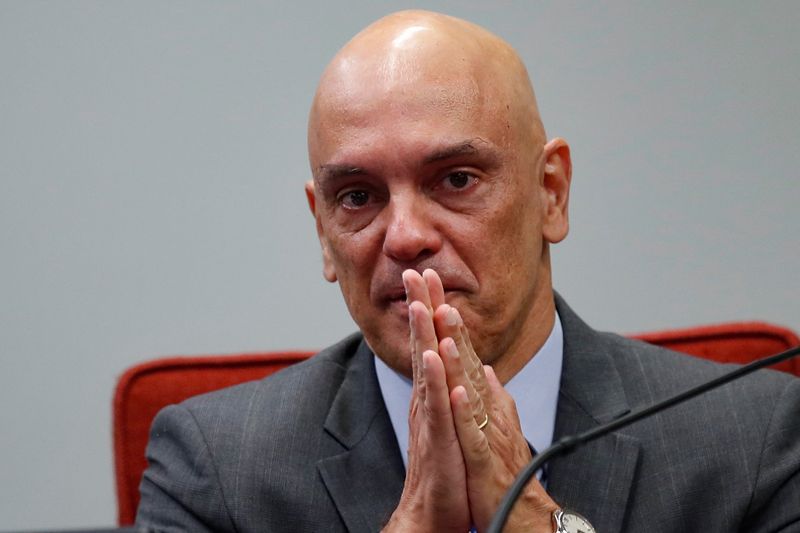 Justiça Eleitoral tem coragem de enfrentar quem não acredita no Estado Democrático, diz Moraes