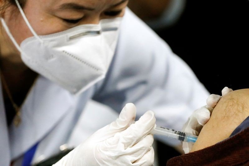 China deveria cogitar vacinação de crianças menores de 12 anos contra Covid, diz especialista China deveria cogitar vacinação de crianças menores de 12 anos contra Covid, diz especialista