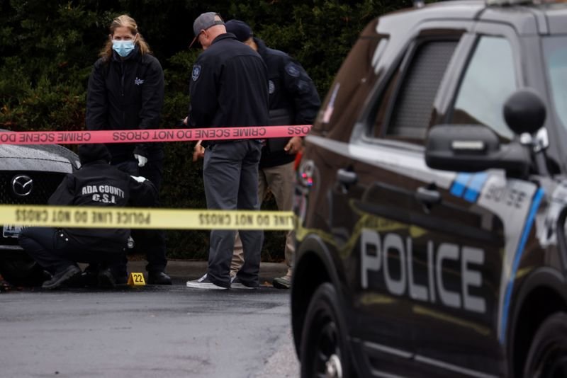 Disparos em shopping de Idaho, nos EUA, deixam 2 mortos e 4 feridos Disparos em shopping de Idaho, nos EUA, deixam 2 mortos e 4 feridos