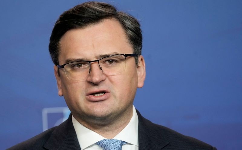 Ucrânia pede que Otan prepare sanções em caso de invasão russa Ucrânia pede que Otan prepare sanções em caso de invasão russa