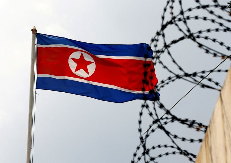 Coreia do Norte dispara dois mísseis e alerta contra pressão dos EUA por novas sanções Coreia do Norte dispara dois mísseis e alerta contra pressão dos EUA por novas sanções
